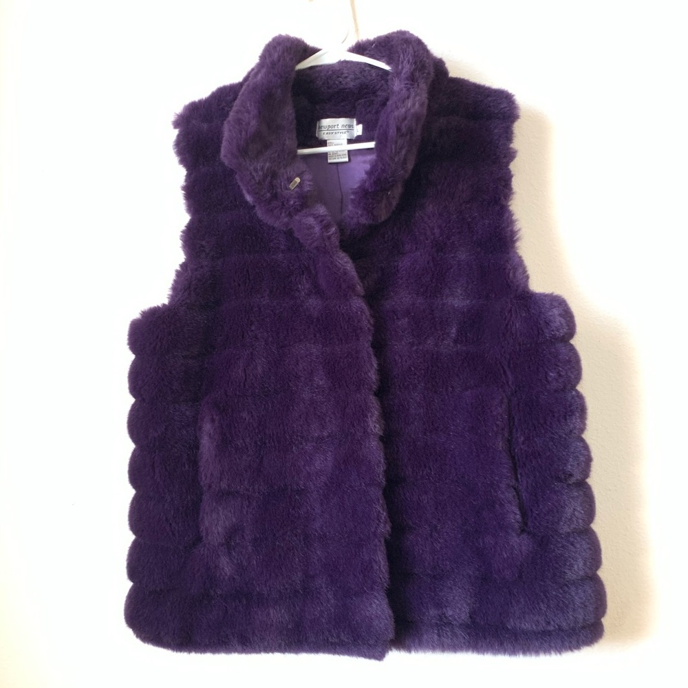 Faux Fur Purple Vest Size Large